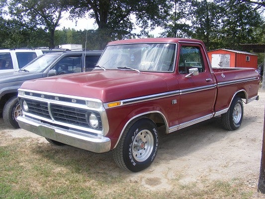 1973 Ford f100 tire size