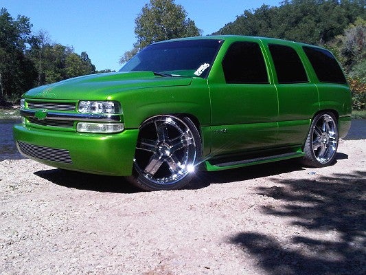 2001 Chevrolet Tahoe bagged on 26s $18,500 Possible Trade - 100340537